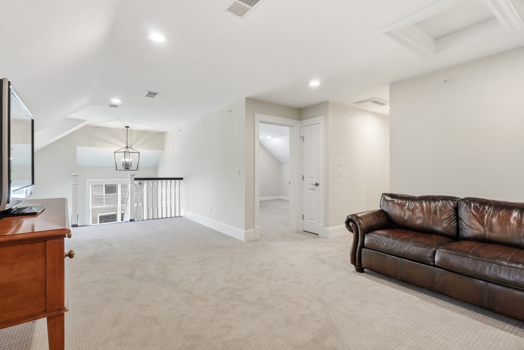 11 Baiting Brook Road, Unit 11 Framingham, MA 01701 - Photo 23 of 42