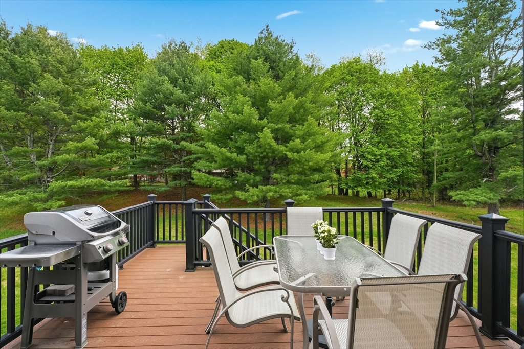 11 Baiting Brook Road, Unit 11 Framingham, MA 01701 - Photo 31 of 42