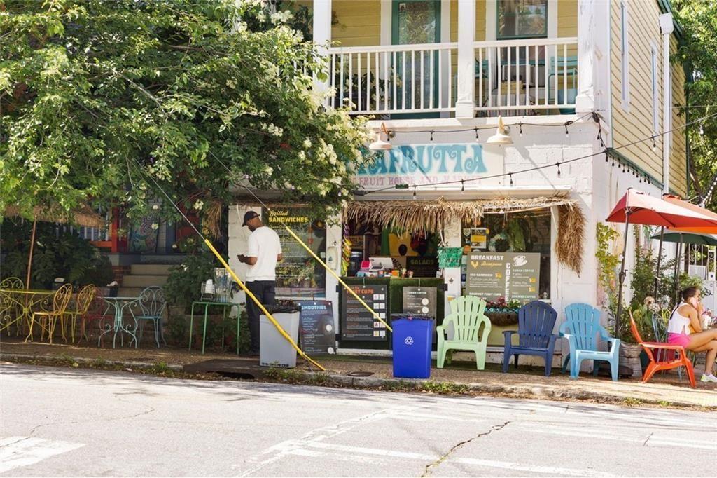 22 Airline Street Southeast, Unit PH403 Atlanta, GA 30312 - Photo 51 of 61 a view of street with sitting area