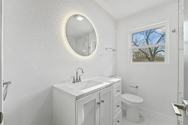 $349,990 | 11046 Delford Circle, Dallas, TX 75228