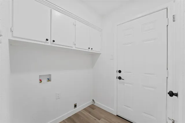 $349,990 | 11046 Delford Circle, Dallas, TX 75228