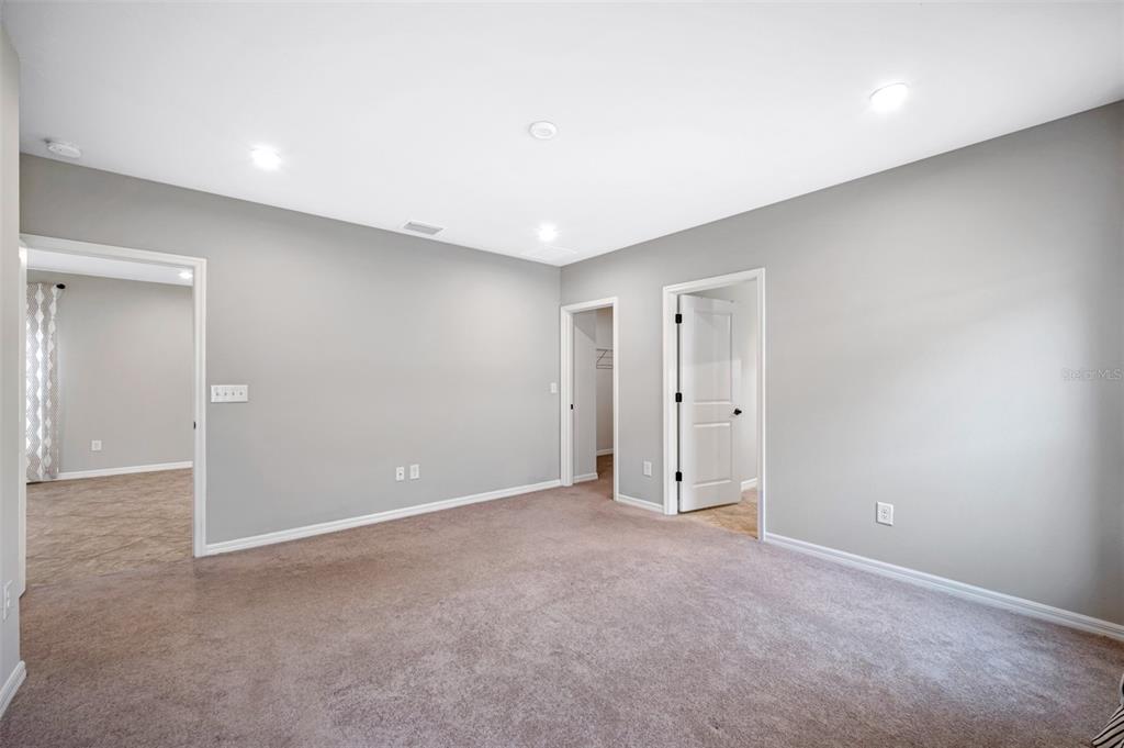 11230 High Noon Trail Parrish, FL 34219 - Photo 15 of 40 a view of an empty room