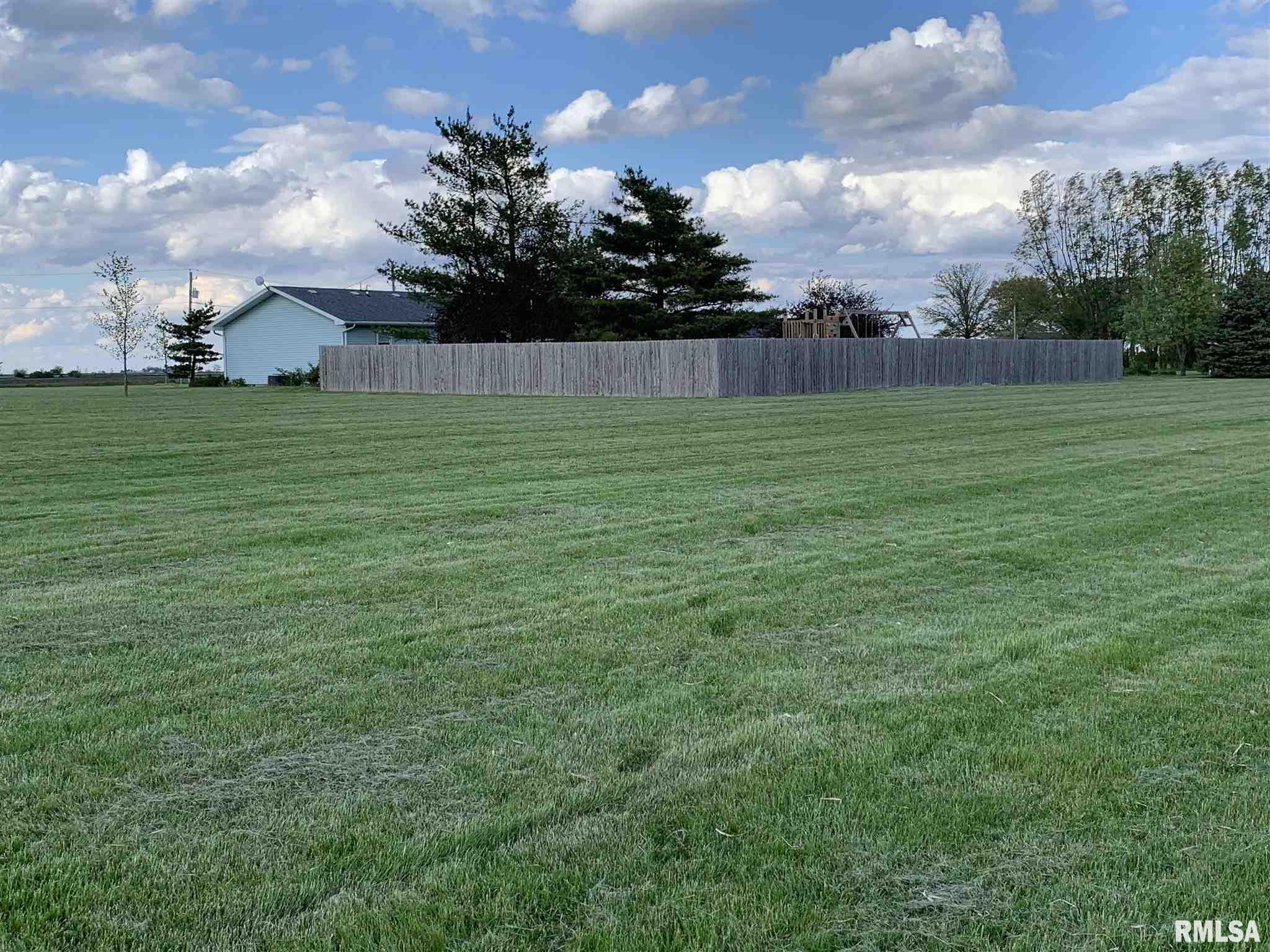 11038 Washington Road Clinton, IL 61727 - Photo 22 of 26 Gallery Image 22