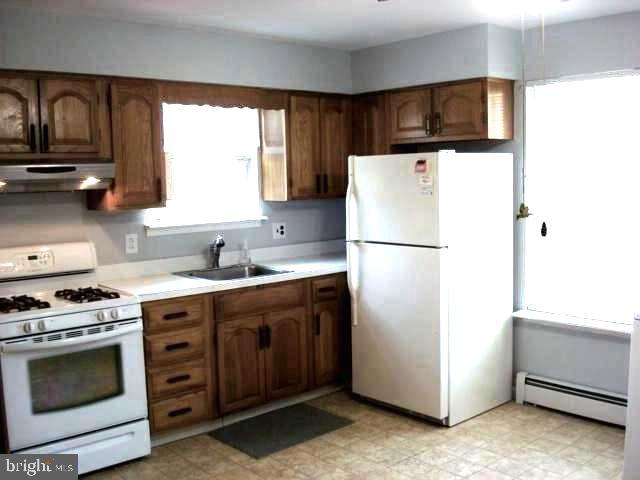 238 Cross Keys Road, Unit AB Berlin, NJ 08009 - Photo 23 of 45 gas stove