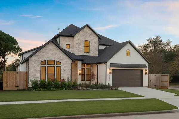 $1,249,999 | 8553 Western Drive, Houston, TX 77055