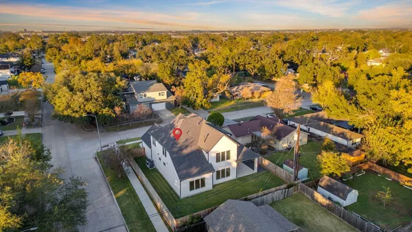 $1,249,999 | 8553 Western Drive, Houston, TX 77055