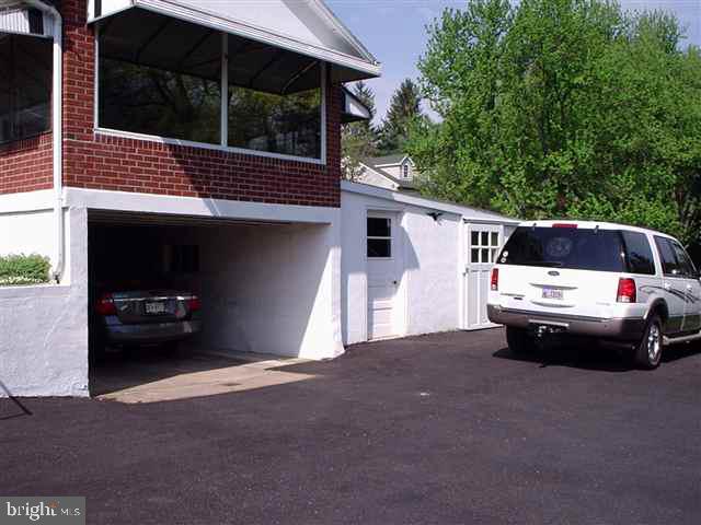 201 Walnut Level Road New Cumberland, PA 17070 - Photo 3 of 9 Gallery Image 3