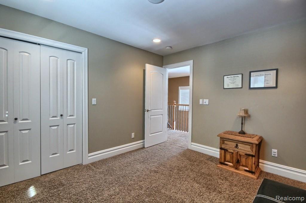 75 Roslyn Road Grosse Pointe, MI 48236 - Photo 34 of 37 5th Bedroom 2nd View.jpg