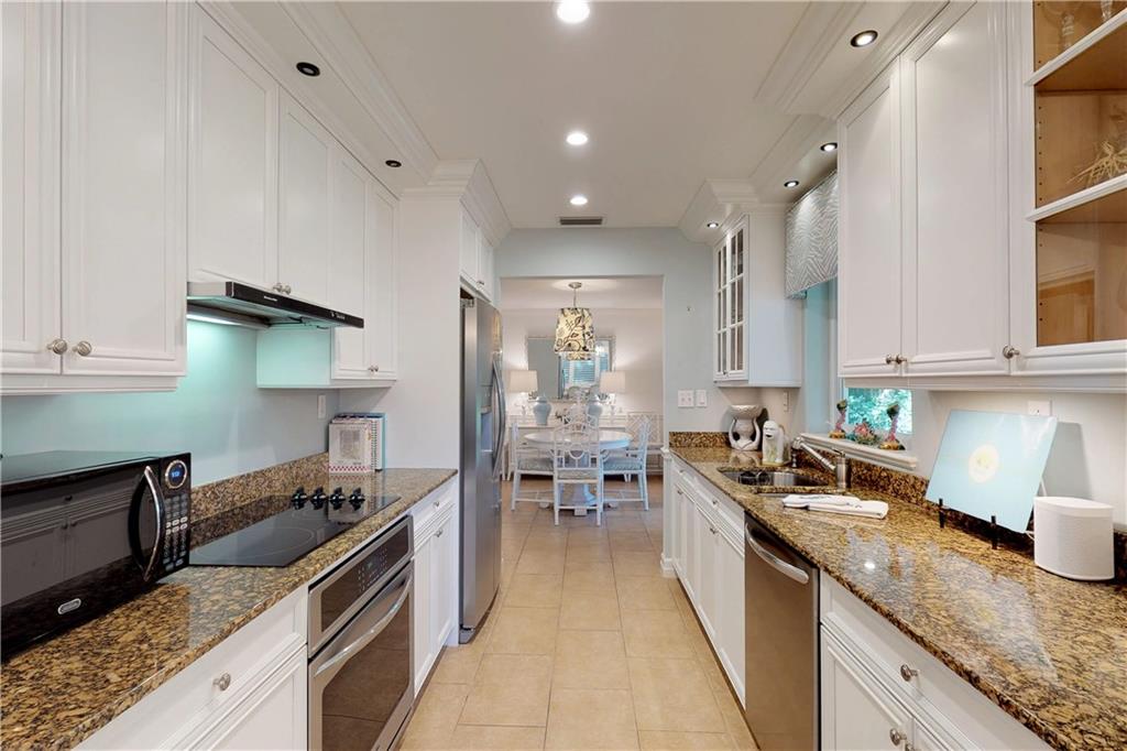 925 Tides Road Vero Beach, FL 32963 - Photo 26 of 35 Gallery Image 26