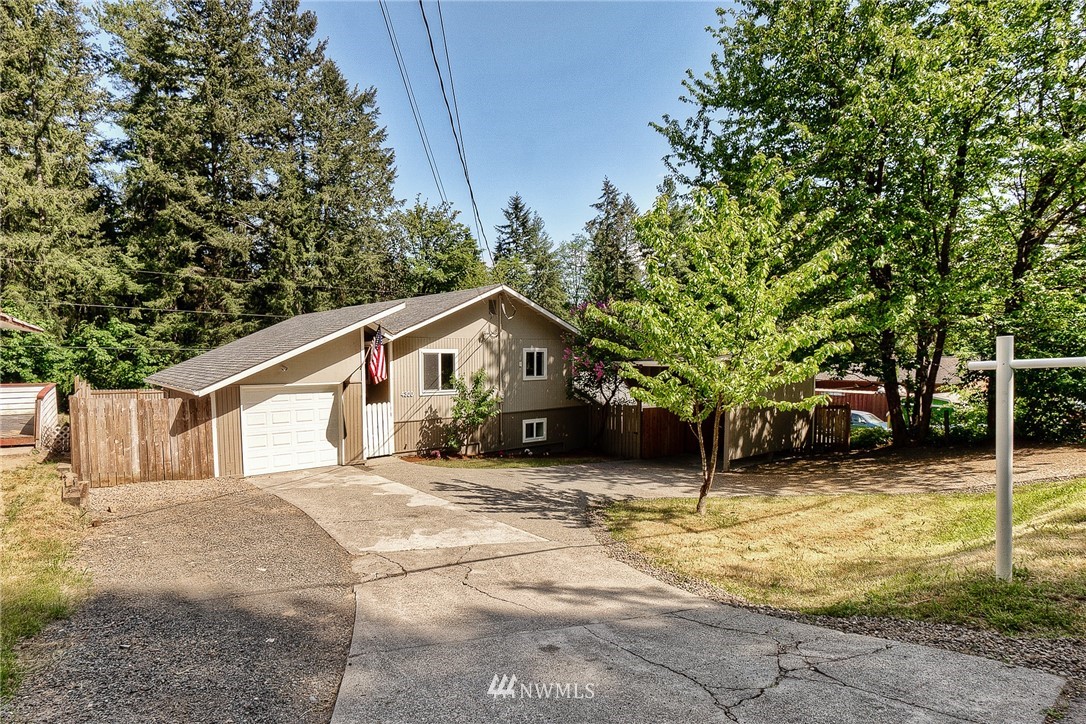 4300 Robinson Road Northeast Bremerton, WA 98310 - Photo 2 of 25 Gallery Image 2