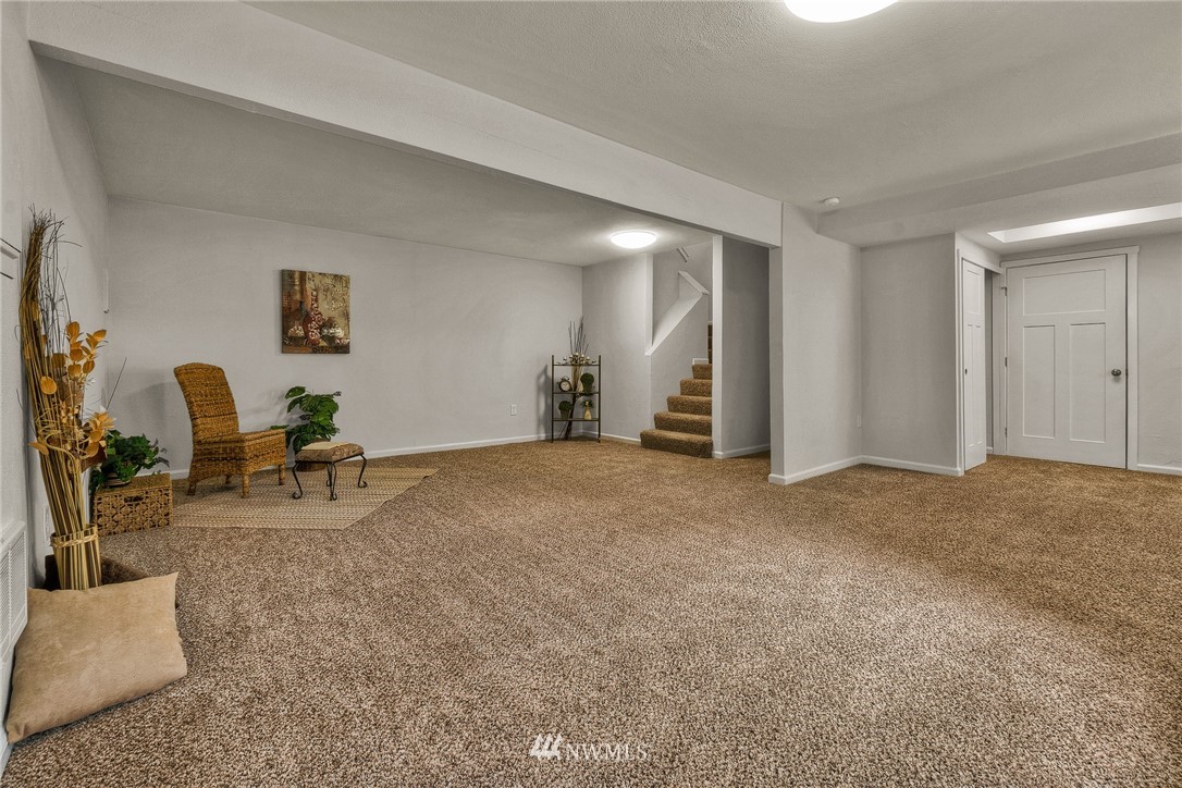 4300 Robinson Road Northeast Bremerton, WA 98310 - Photo 16 of 25 Gallery Image 16