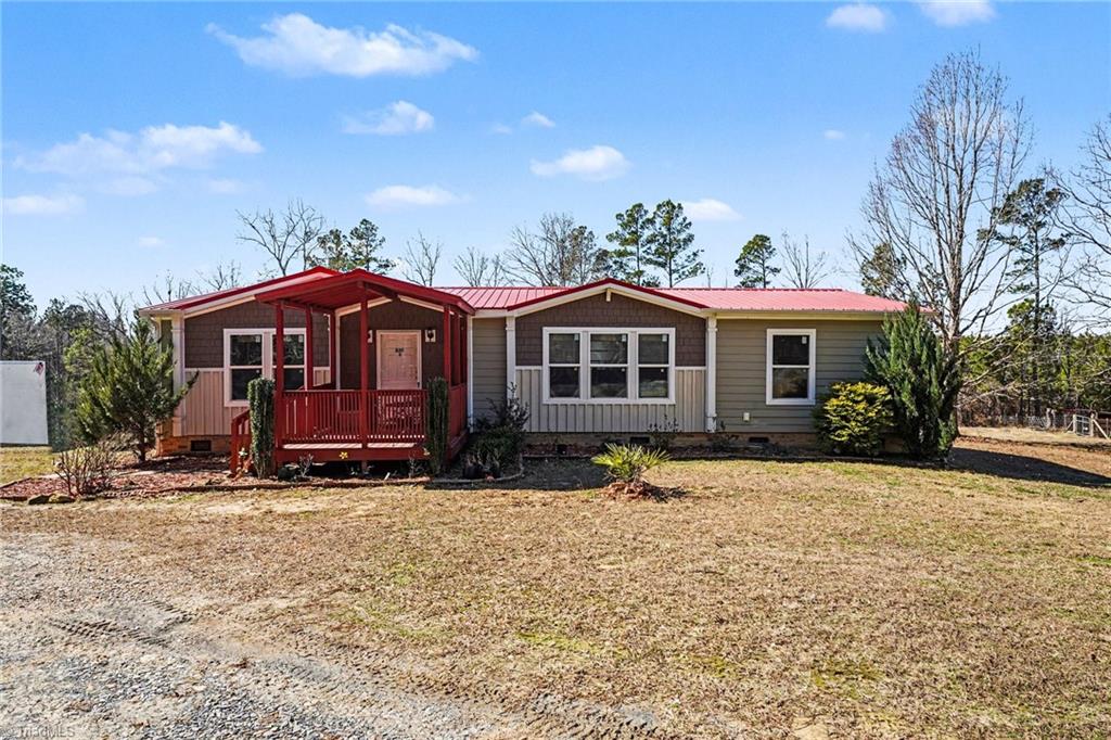 535 Strider Road Troy, NC 27371 - Photo 3 of 38