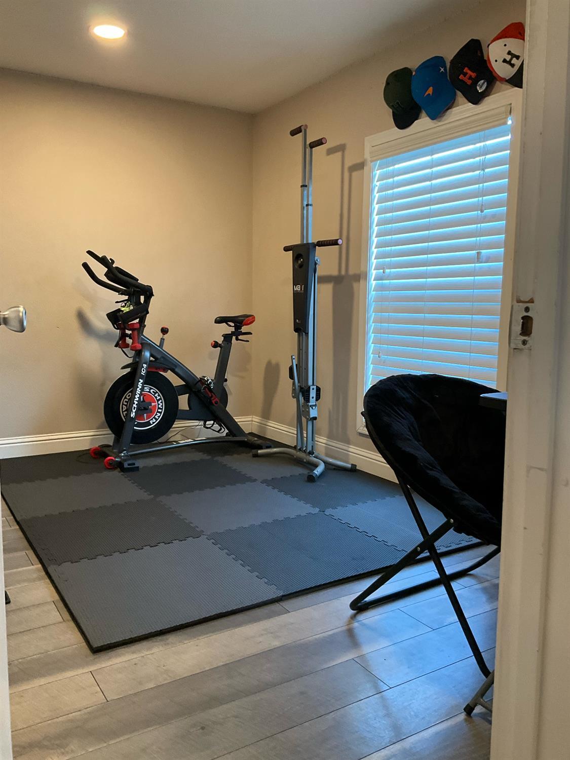 15820 South Harlan Road, Unit 5 Lathrop, CA 95330 - Photo 6 of 18 a view of a room with gym equipment