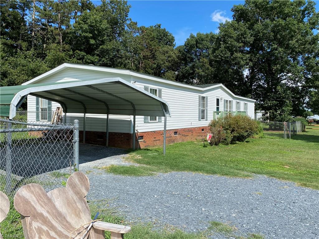 351 Steed Road Seagrove, NC 27341 - Photo 3 of 24