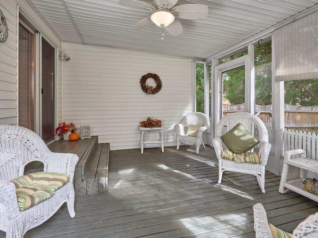 71 Old Common Road Lancaster, MA 01523 - Photo 21 of 39 a living room with furniture and a large window