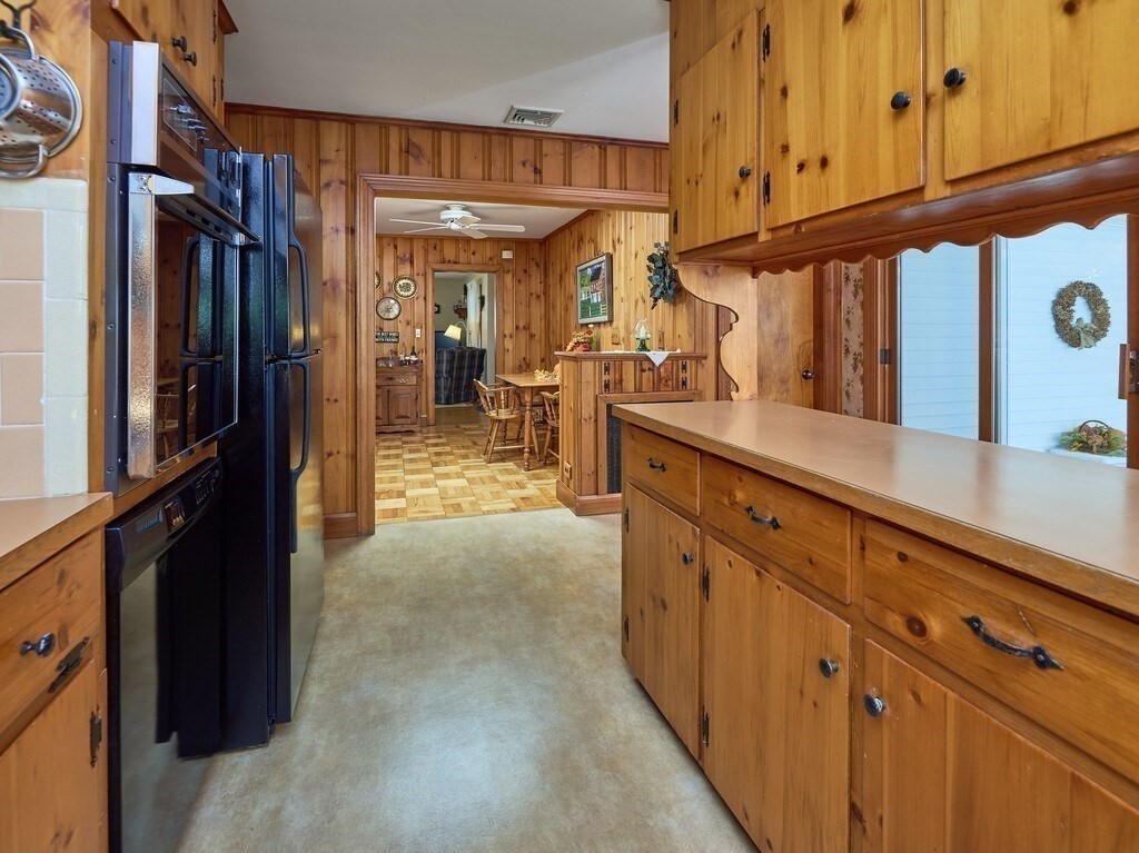 71 Old Common Road Lancaster, MA 01523 - Photo 8 of 39 a view of a walk in closet