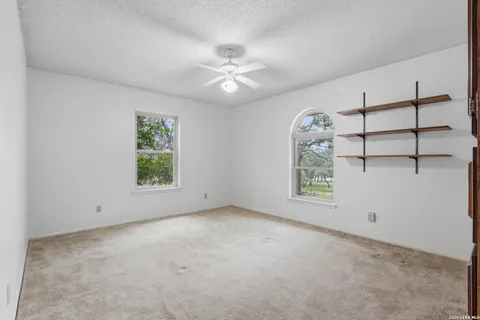 $525,000 | 30592 Oakview Road, Bulverde, TX 78163