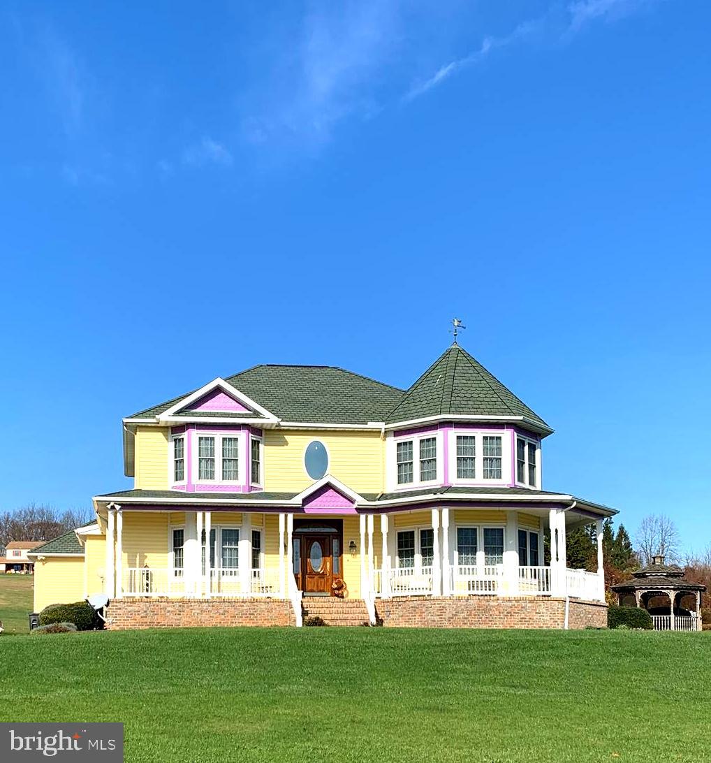 3631 Trout Run Road York, PA 17406 - Photo 4 of 25 Custom Built Overlooks Druck Valley