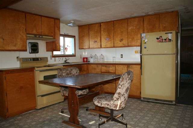 610 Black Road Usk, WA 99180 - Photo 3 of 5
