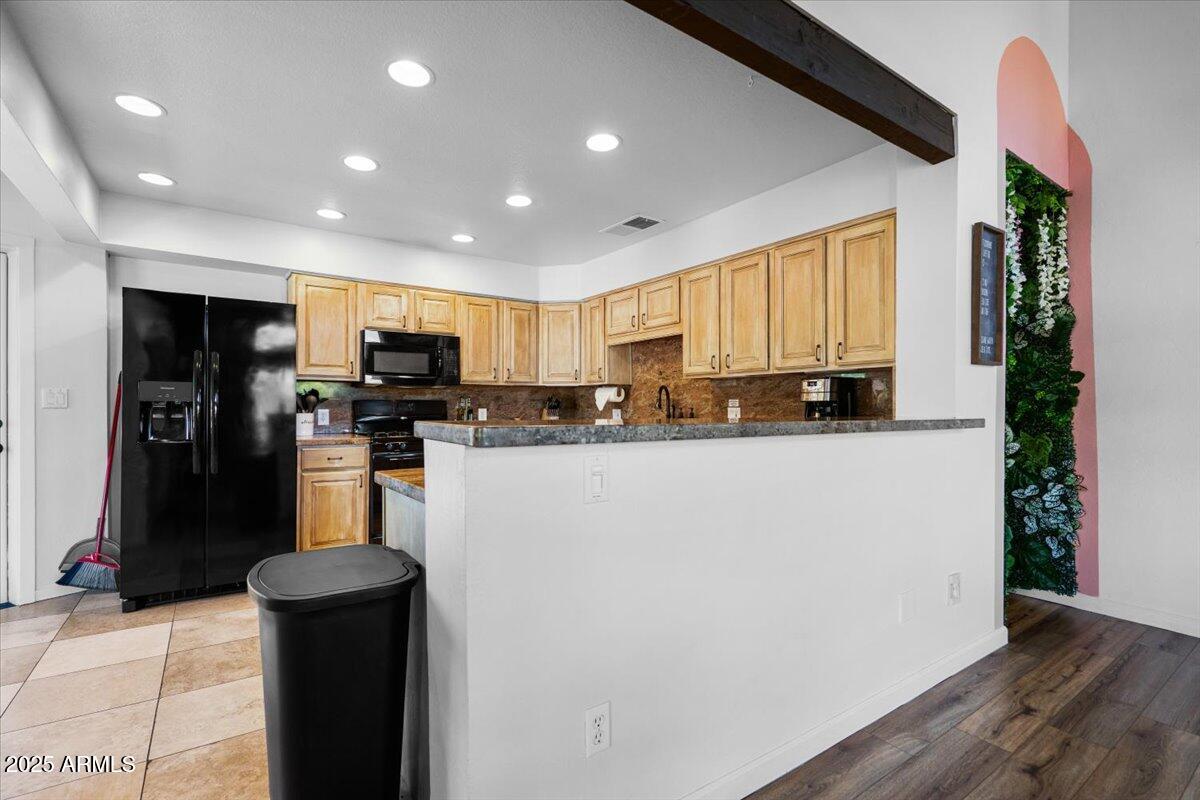 2305 Road Runner Road Sedona, AZ 86336 - Photo 14 of 60 Kitchen
