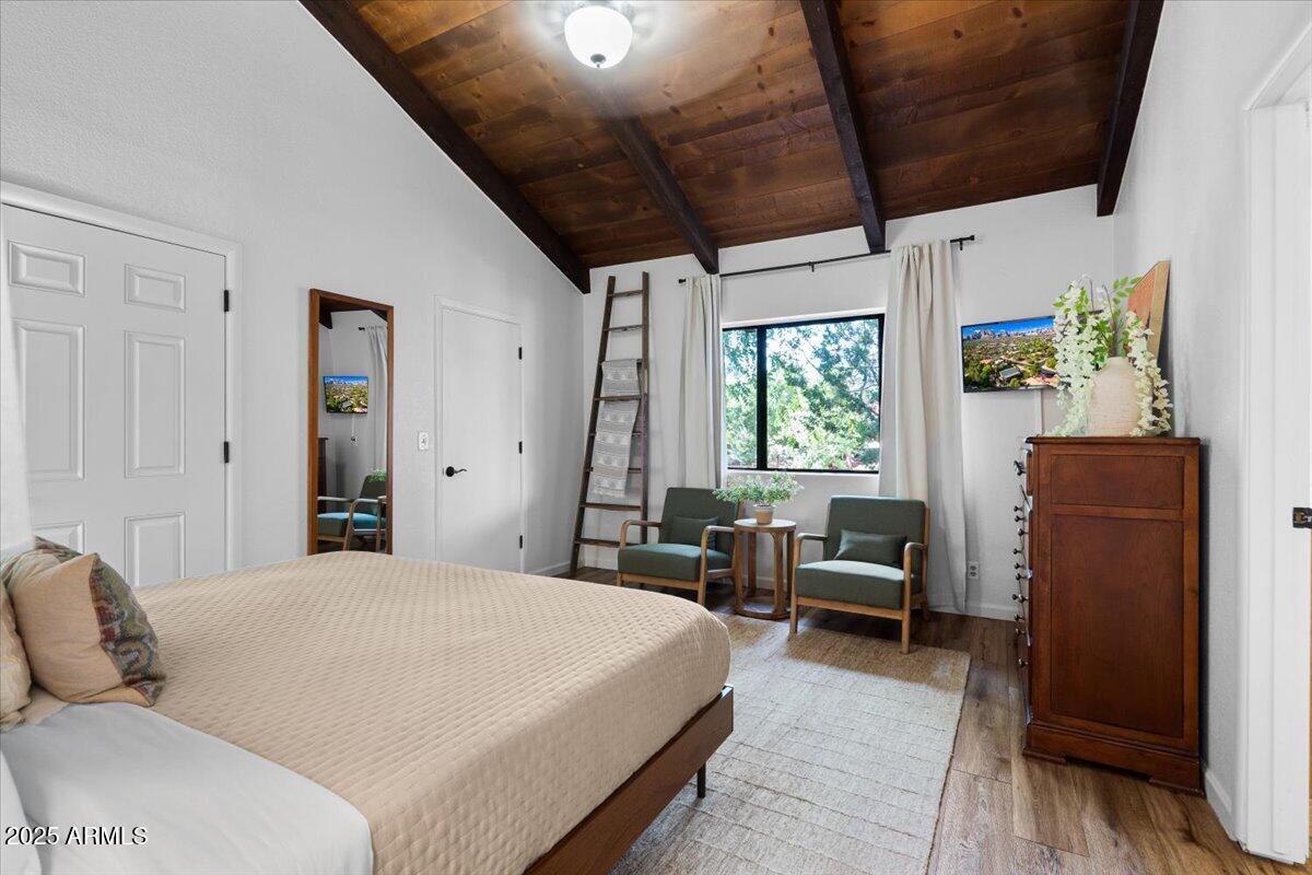 2305 Road Runner Road Sedona, AZ 86336 - Photo 18 of 60 Primary Bedroom