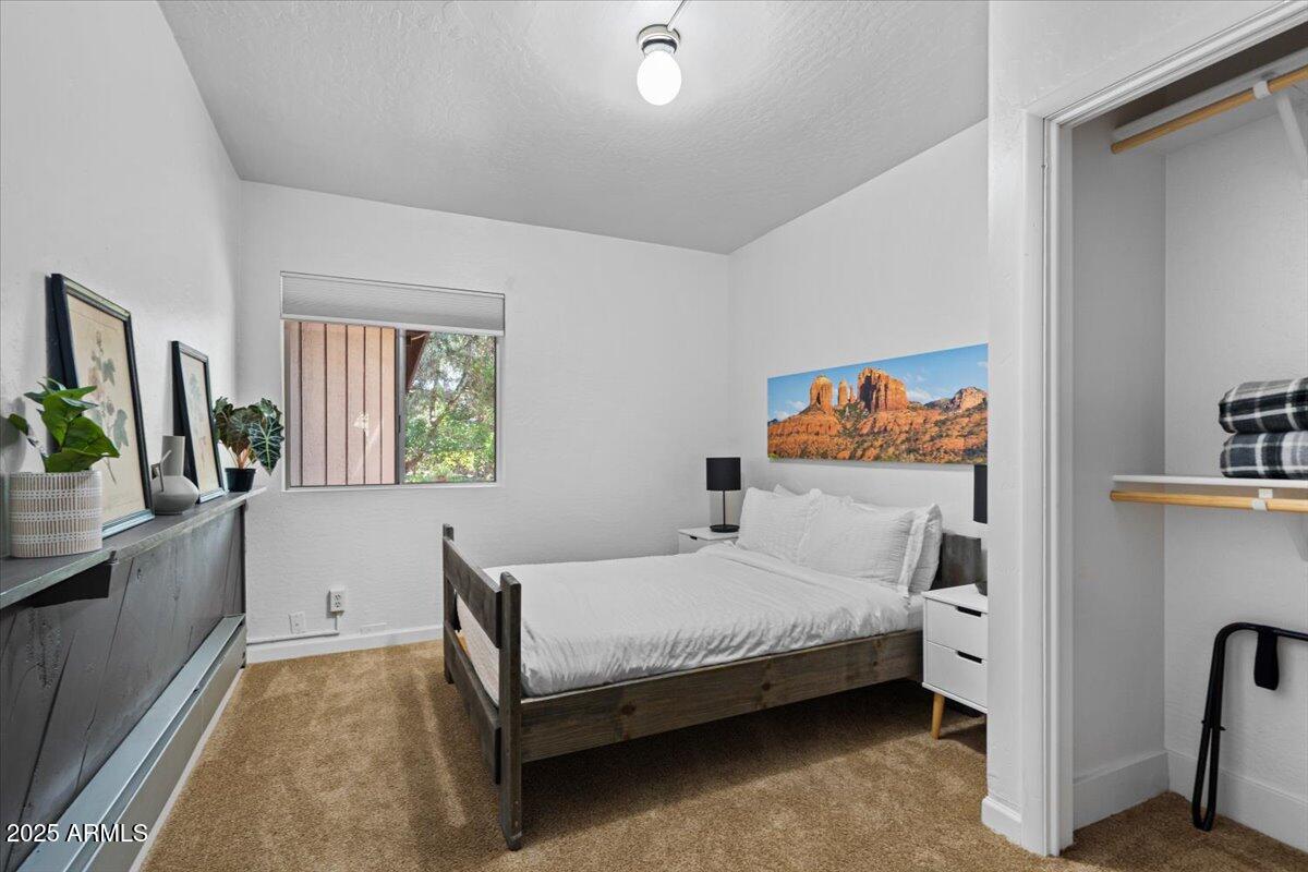 2305 Road Runner Road Sedona, AZ 86336 - Photo 30 of 60 Guest Bedroom 4