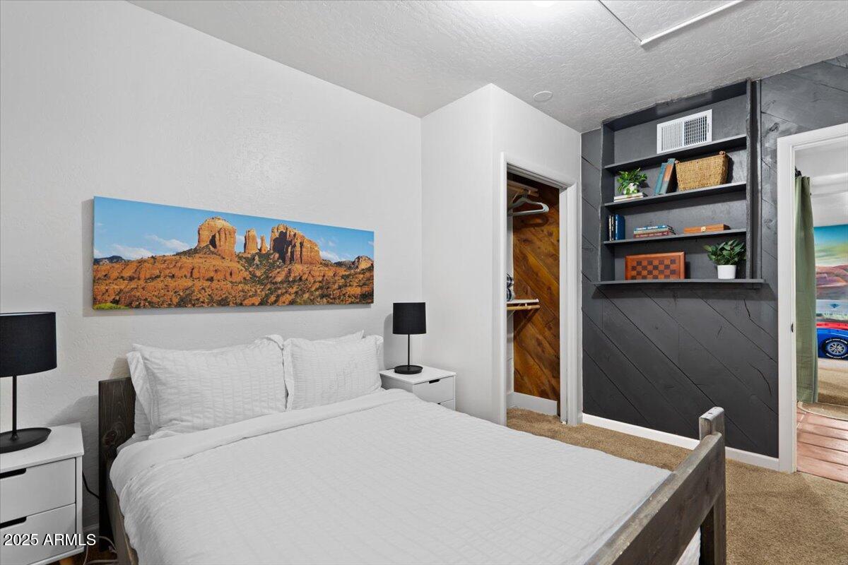 2305 Road Runner Road Sedona, AZ 86336 - Photo 31 of 60 Guest Bedroom 4