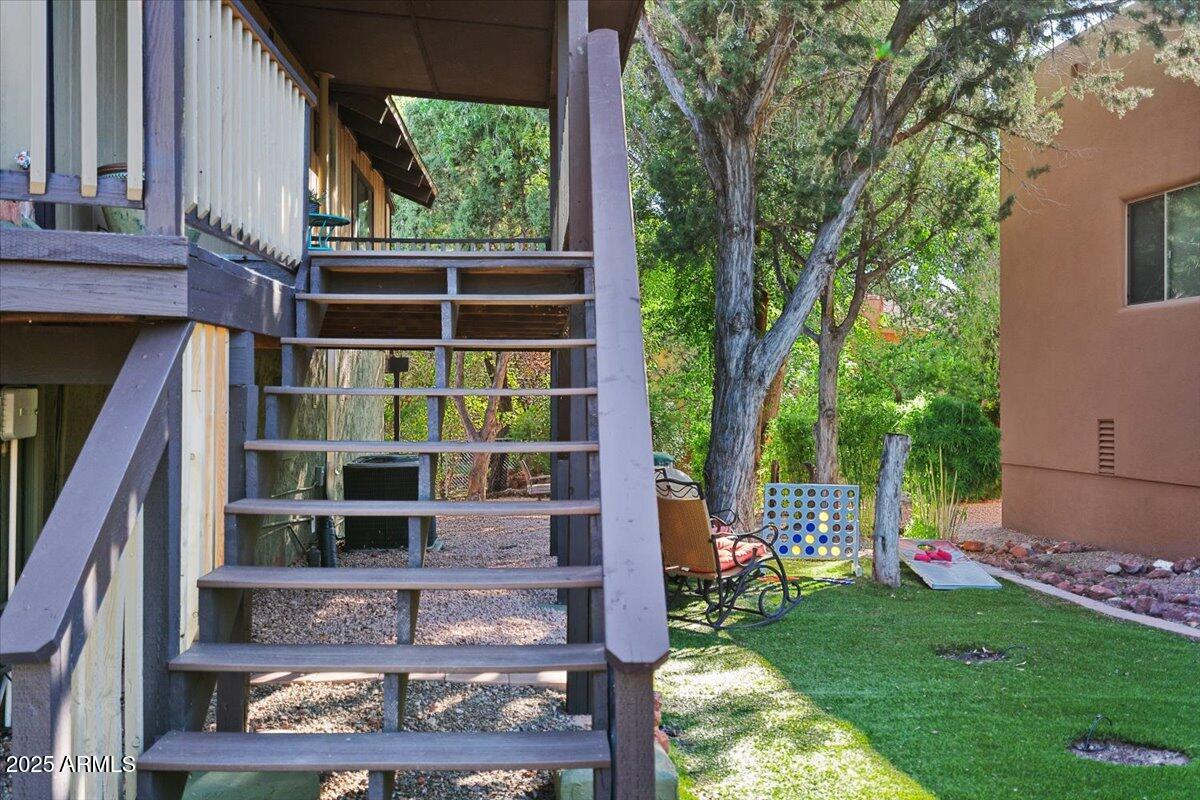 2305 Road Runner Road Sedona, AZ 86336 - Photo 45 of 60 Front Walkway