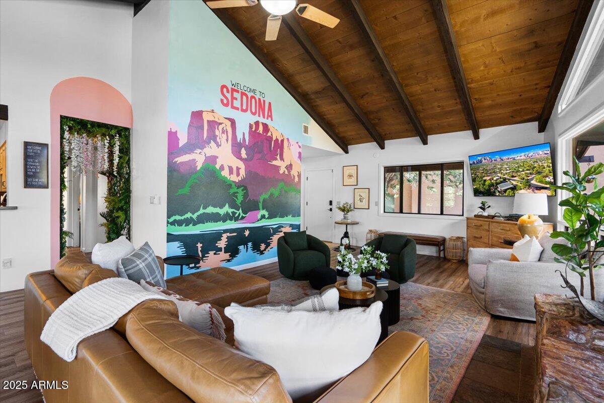 2305 Road Runner Road Sedona, AZ 86336 - Photo 8 of 60 Living Room
