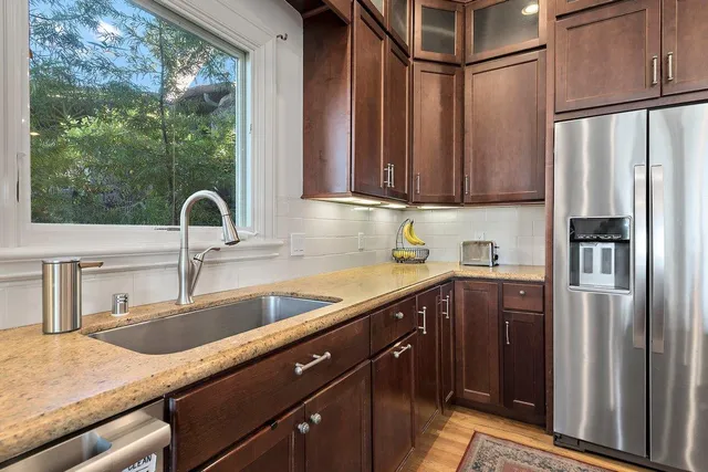 $2,849,000 | 562 Hillcrest Way, Redwood City, CA 94062