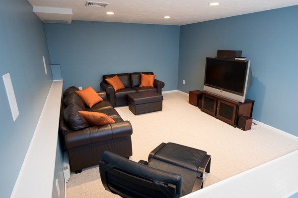 58 Snake Hill Road Ayer, MA 01432 - Photo 21 of 22 a living room with furniture