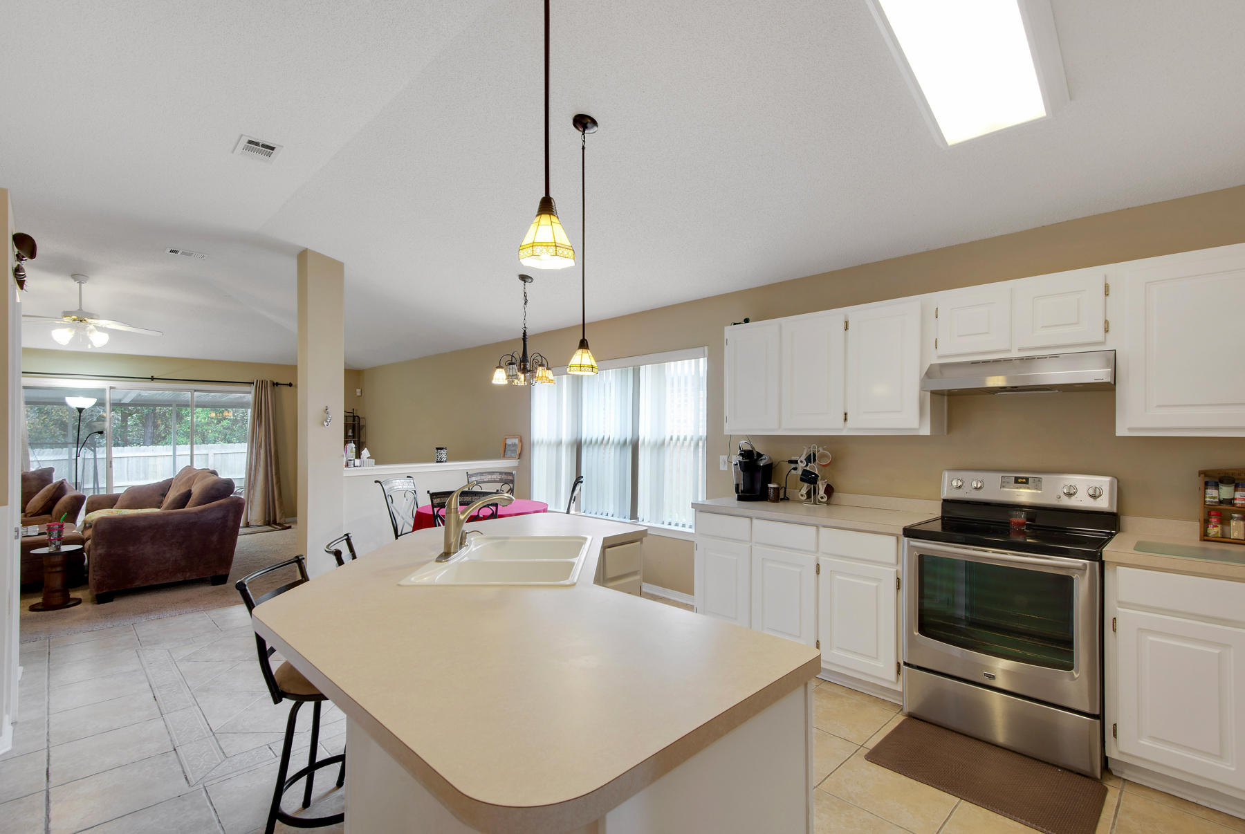 682 Randall Roberts Road Fort Walton Beach, FL 32547 - Photo 8 of 36 682_Randal_Roberts_Rd_2016_030