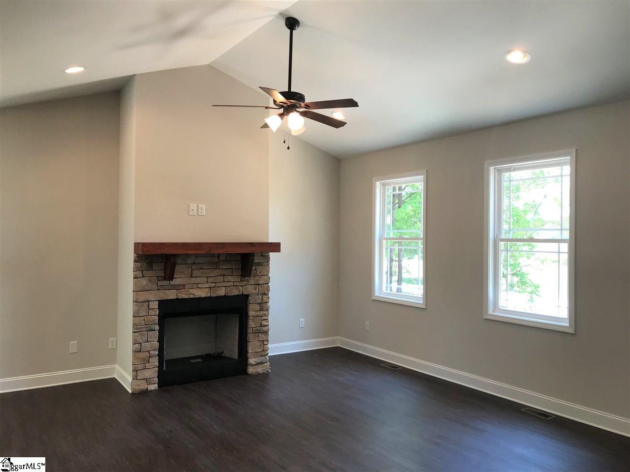 109 Country Farm Road Pickens, SC 29671 - Photo 7 of 35
