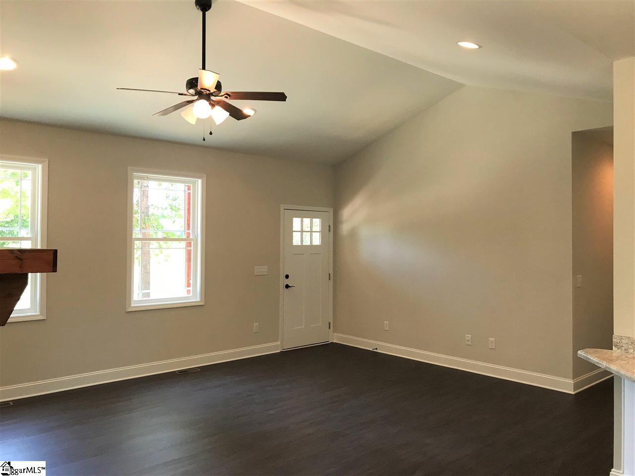 109 Country Farm Road Pickens, SC 29671 - Photo 10 of 35