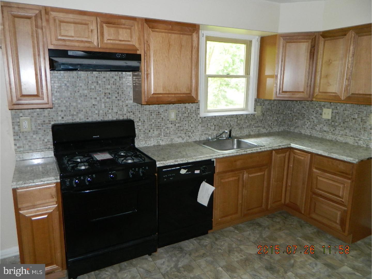 173 Greene Road Warminster, PA 18974 - Photo 6 of 15