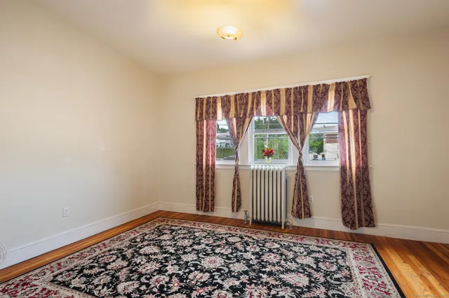 $275,000 | 17 Radcliffe Avenue, Waterbury, CT 06705