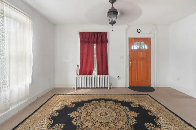 $275,000 | 17 Radcliffe Avenue, Waterbury, CT 06705