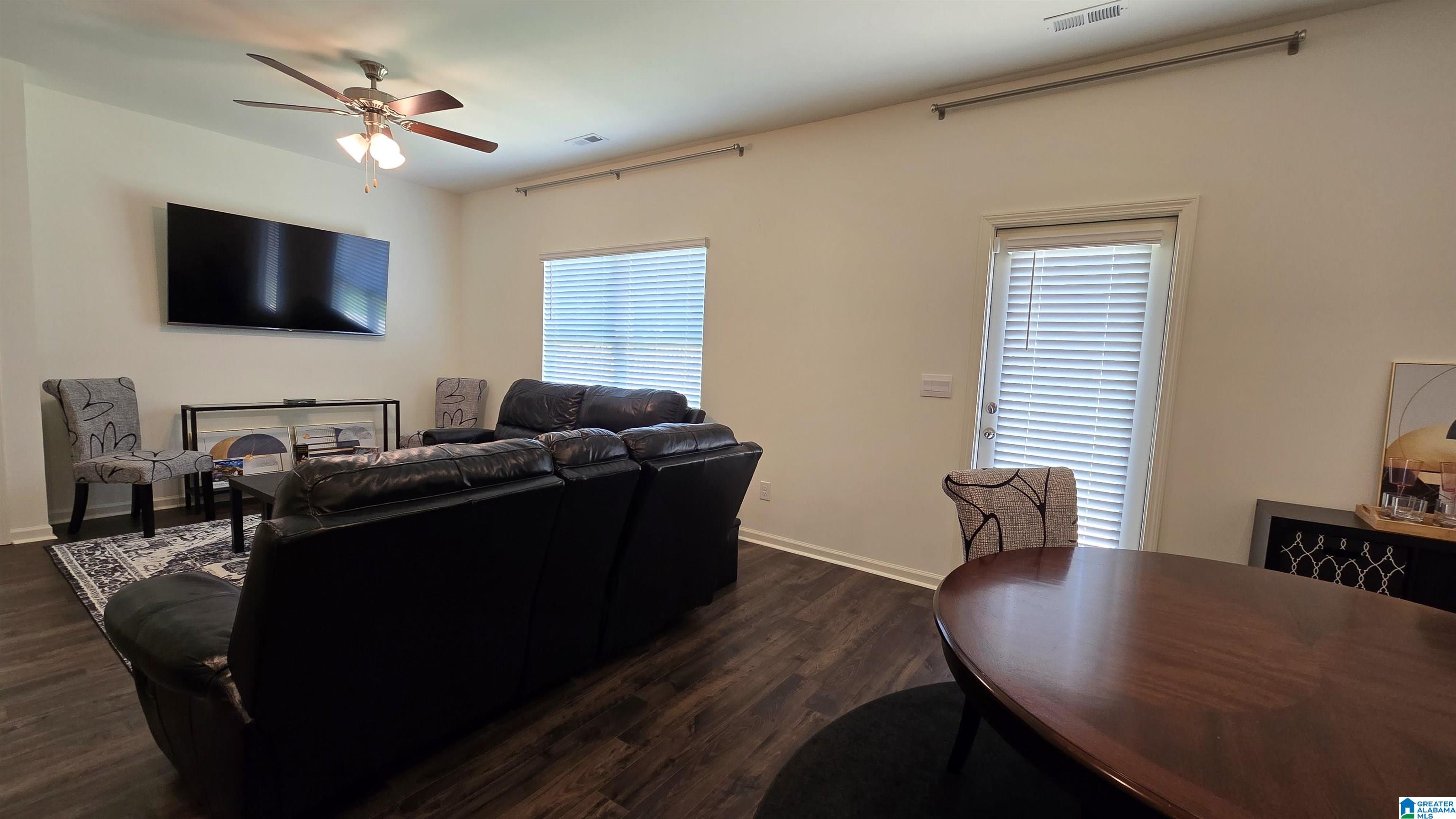 256 Koslin Loop Calera, AL 35040 - Photo 10 of 16