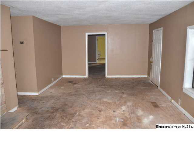 29056 Highway 79 Locust Fork, AL 35097 - Photo 3 of 15