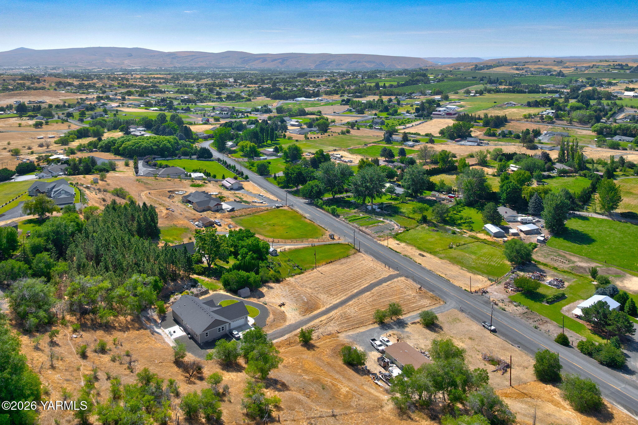 521 Collins Road Selah, WA 98942 - Photo 2 of 25 Aerial View
