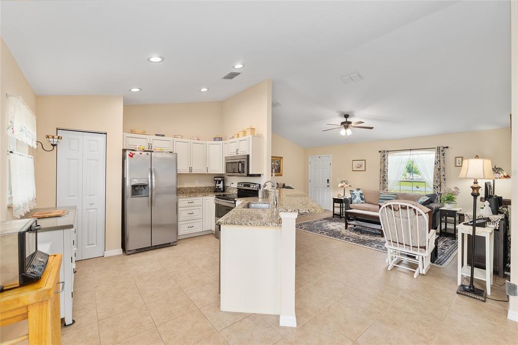 13227 Southwest 72nd Terrace Road Ocala, FL 34473 - Photo 21 of 68 Gallery Image 21