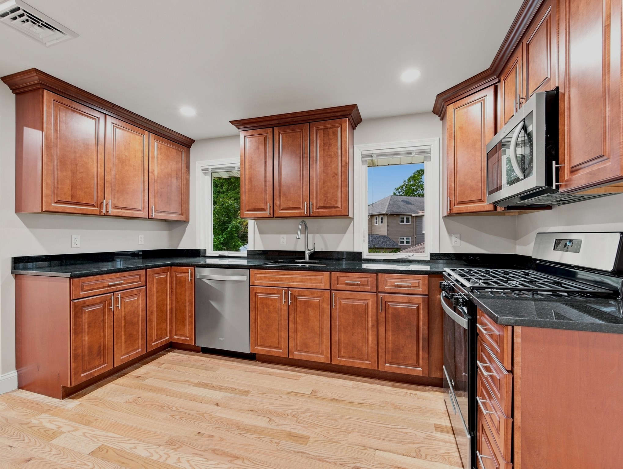 112-114 Payson Road Belmont, MA 02478 - Photo 32 of 37 Gallery Image 32