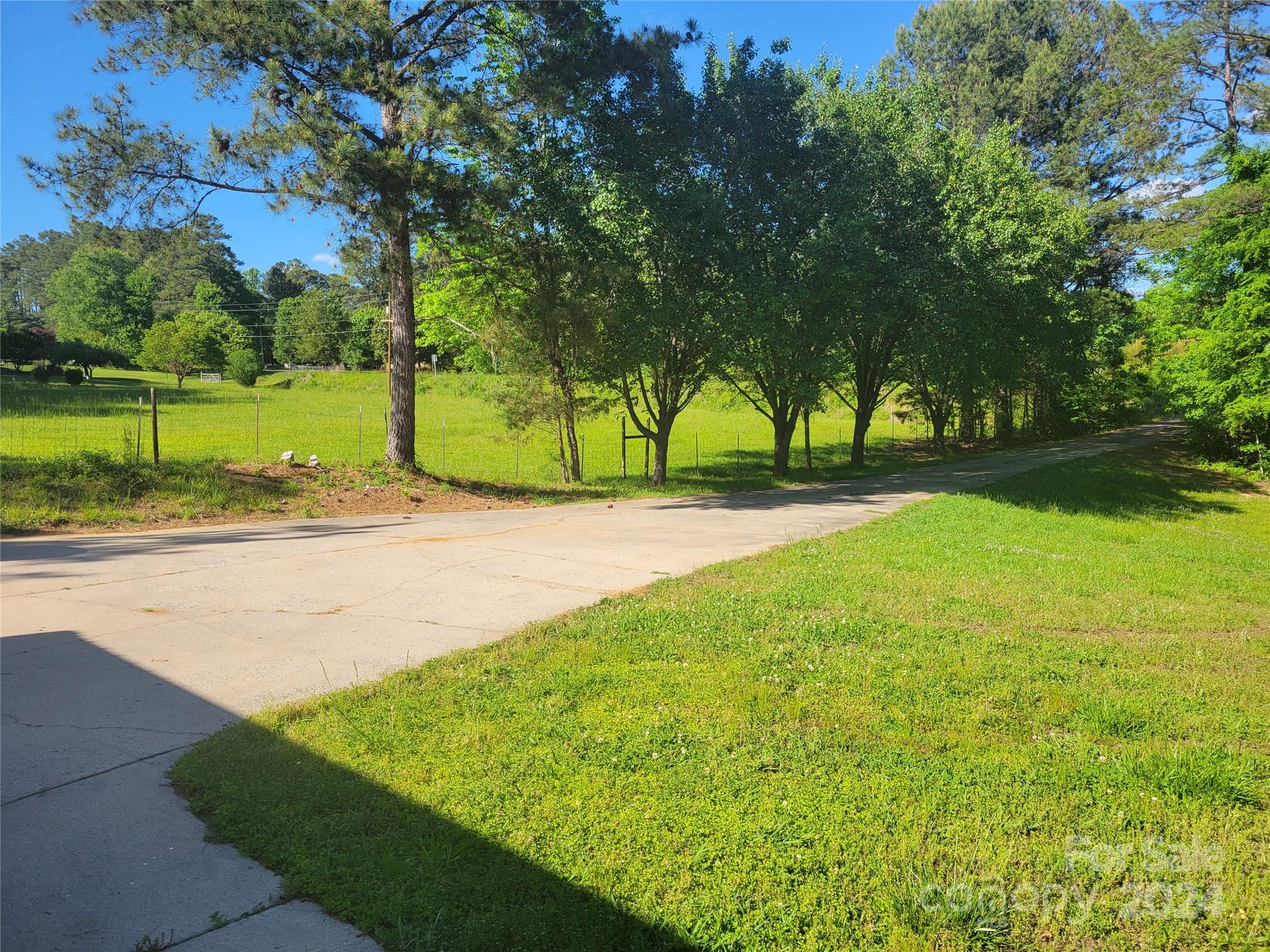 830 Long Branch Road Grover, NC 28073 - Photo 35 of 37 a view of a park