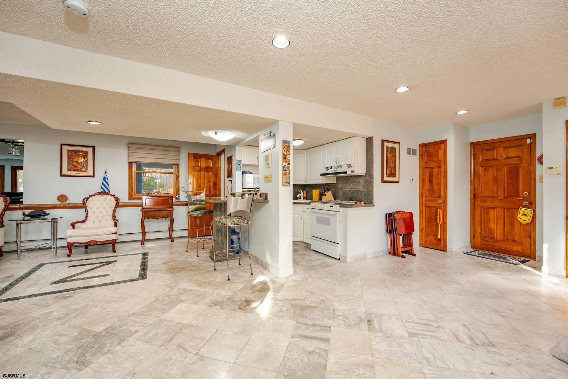 953 Chestnut Avenue Sewell, NJ 08080 - Photo 6 of 76