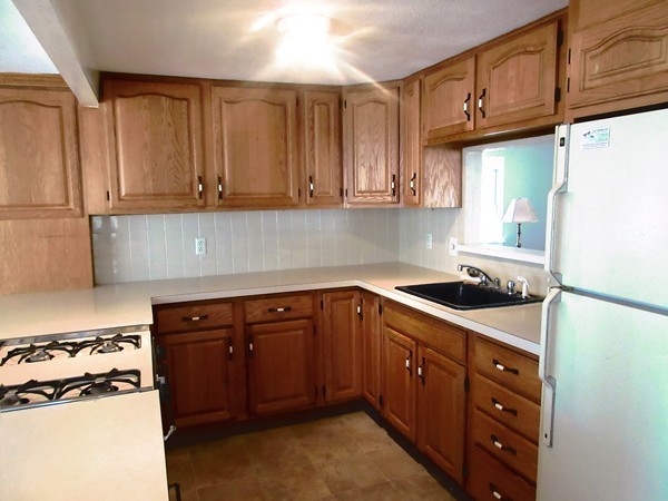 3 Hunter Road Gloucester, MA 01930 - Photo 3 of 8