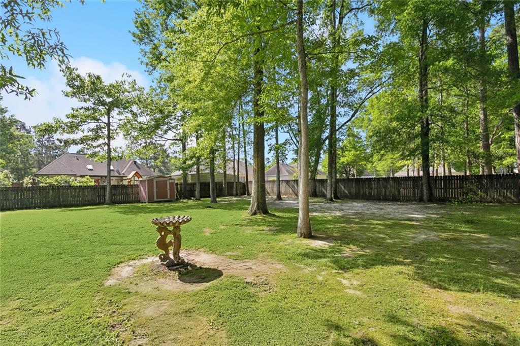 918 Labarre Street Mandeville, LA 70448 - Photo 20 of 21 Gallery Image 20
