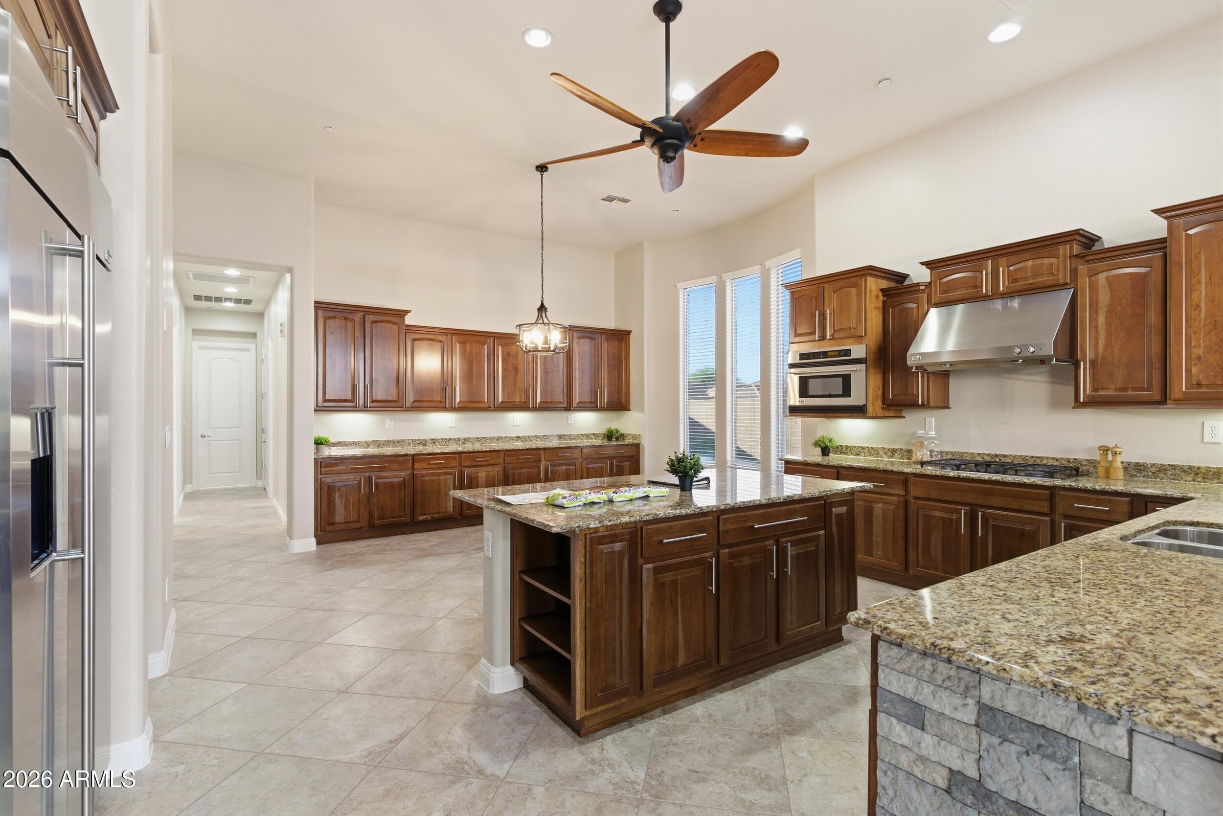 1732 West Gambit Trail Phoenix, AZ 85085 - Photo 8 of 61 20_dsc07538