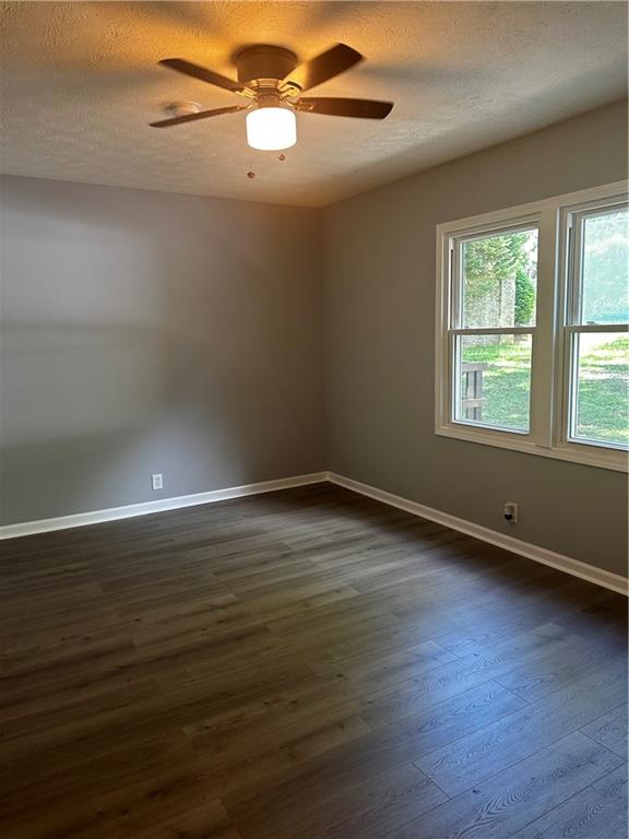 10790 Waters Road Alpharetta, GA 30022 - Photo 29 of 33
