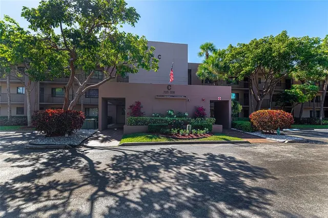 $152,500 | 7247 Ashmont Circle, Unit 7247, Tamarac, FL 33321