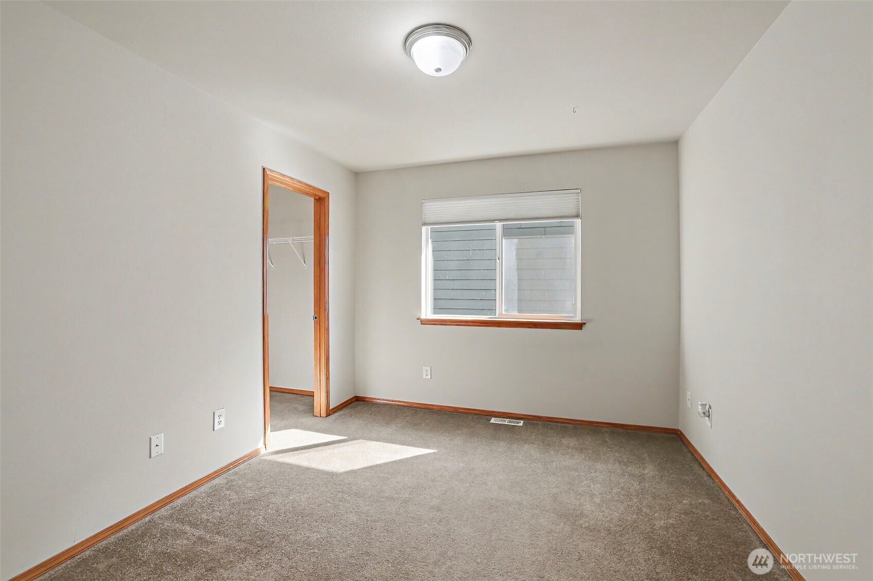 4011 160th Place Southeast Bothell, WA 98012 - Photo 20 of 33 Gallery Image 20